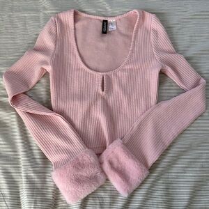 H&M pink top
